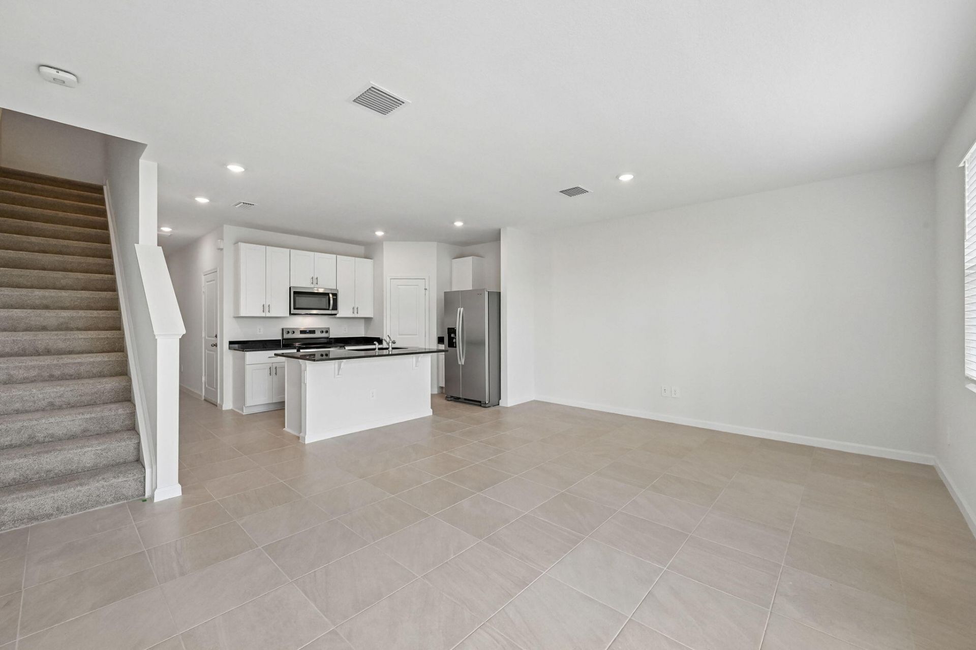 655 Salisbury Circle, Fort Pierce, FL 34982 Photo