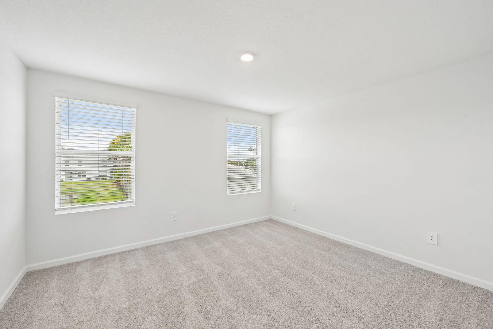 655 Salisbury Circle, Fort Pierce, FL 34982 Photo