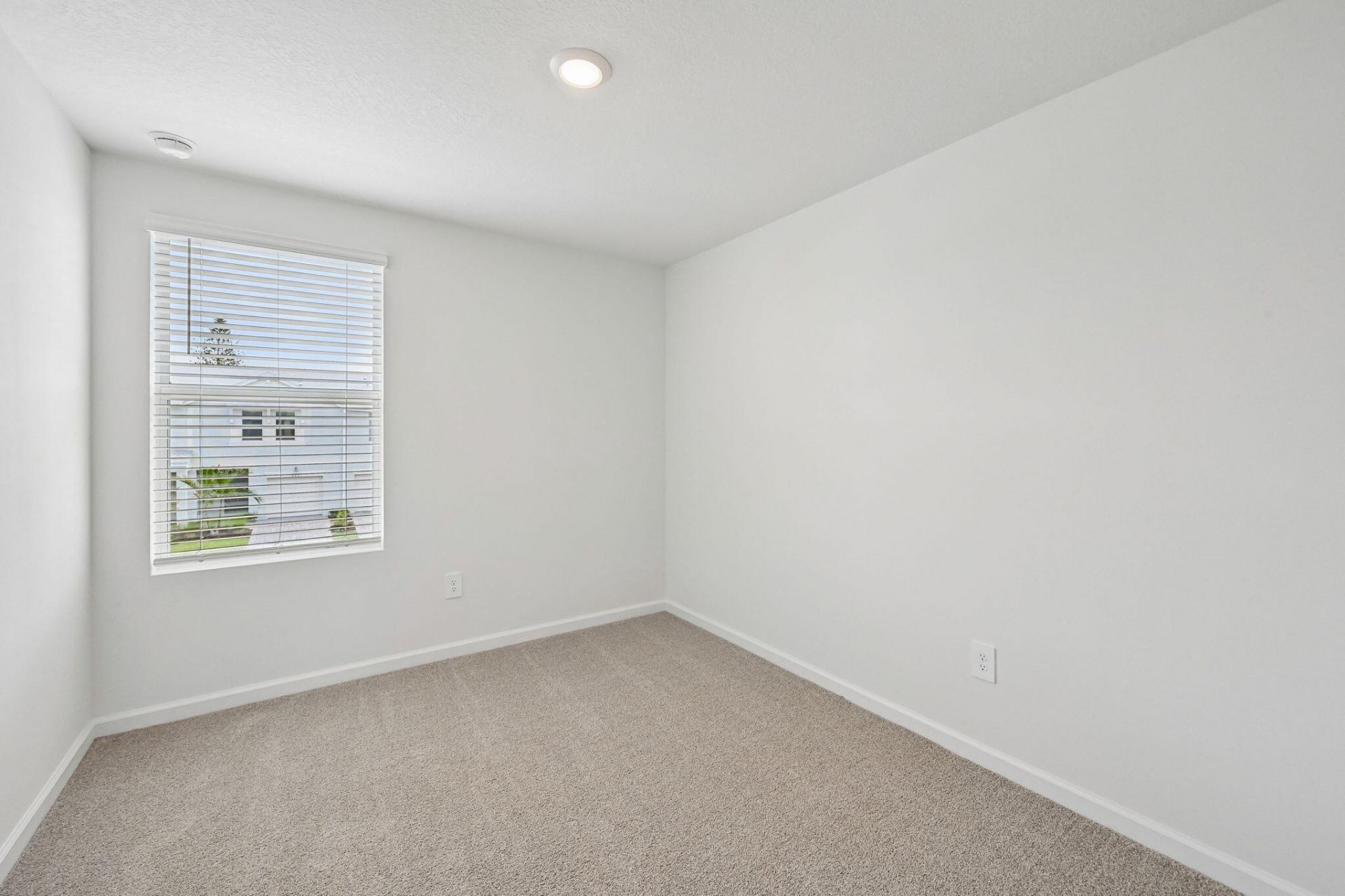 655 Salisbury Circle, Fort Pierce, FL 34982 Photo