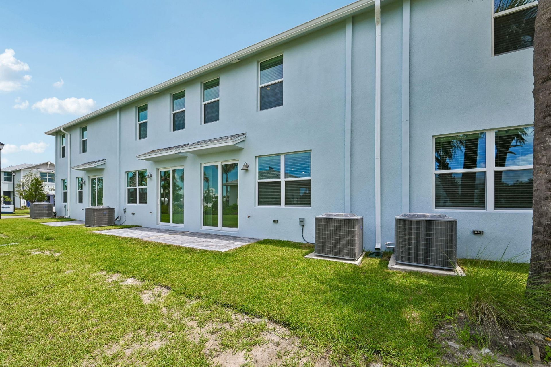 655 Salisbury Circle, Fort Pierce, FL 34982 Photo