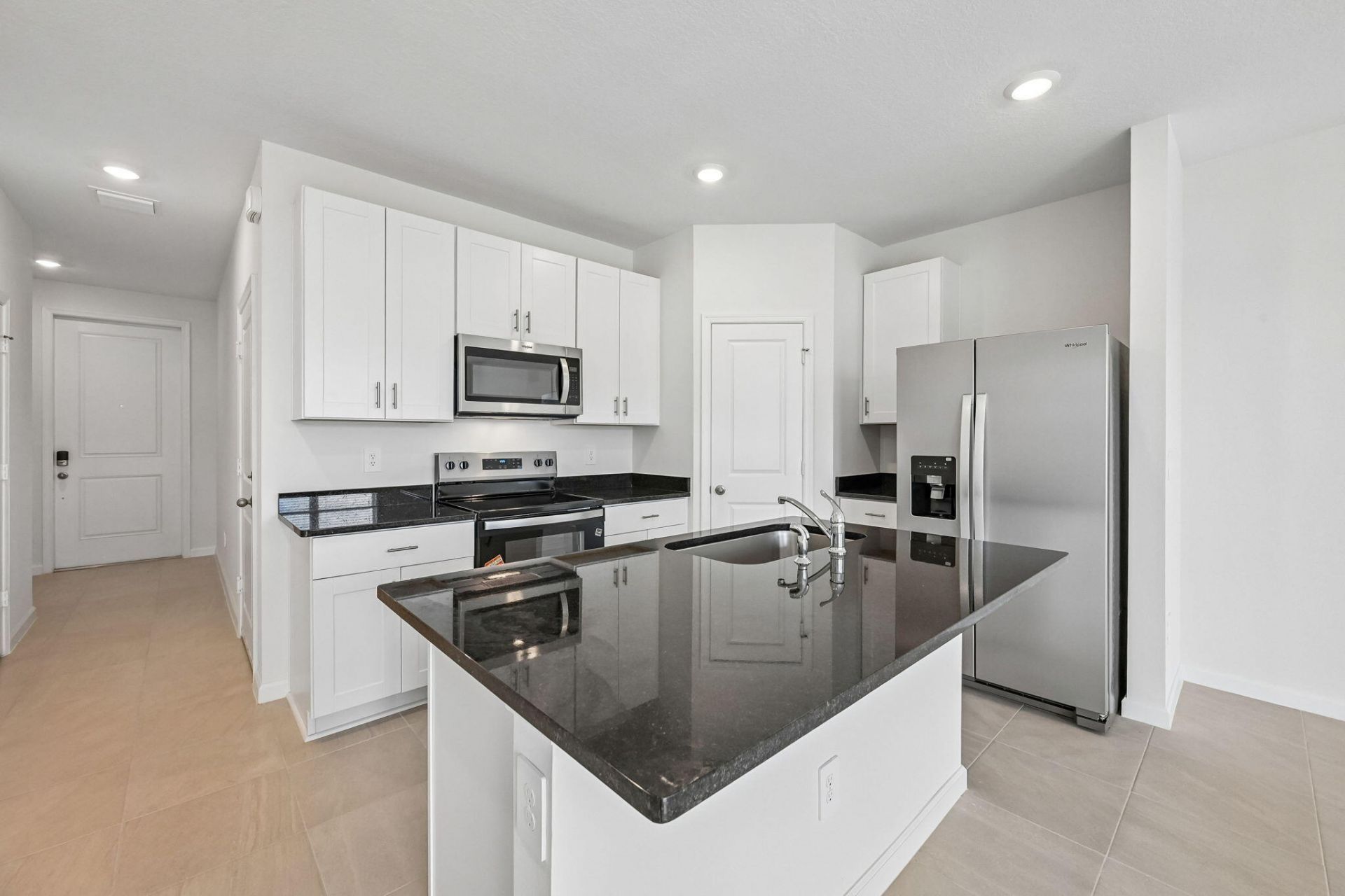 655 Salisbury Circle, Fort Pierce, FL 34982 Photo
