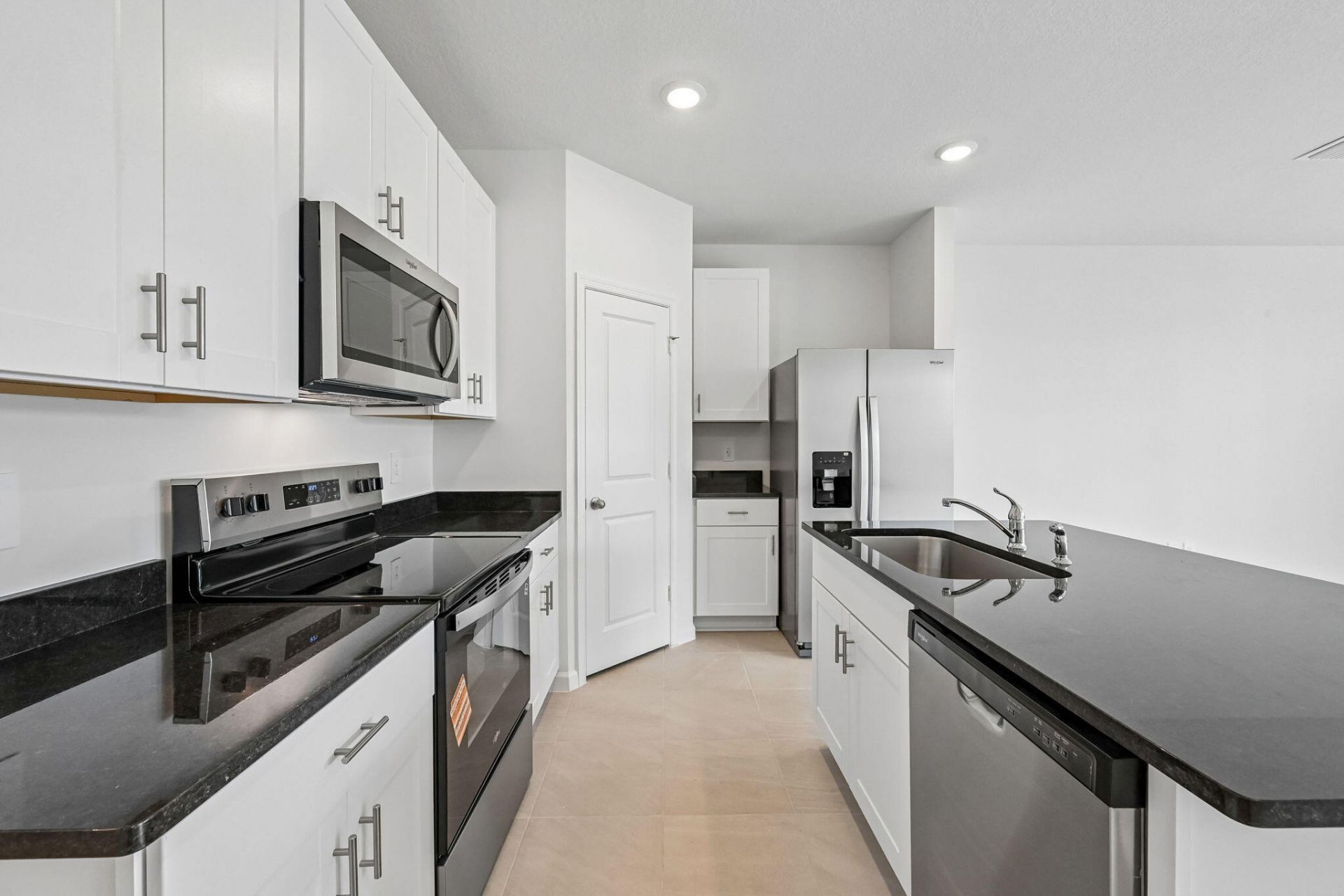 655 Salisbury Circle, Fort Pierce, FL 34982 Photo