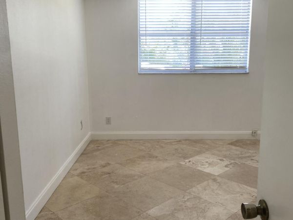 2840 Somerset Drive, Unit 105 M, Lauderdale Lakes, FL 33311