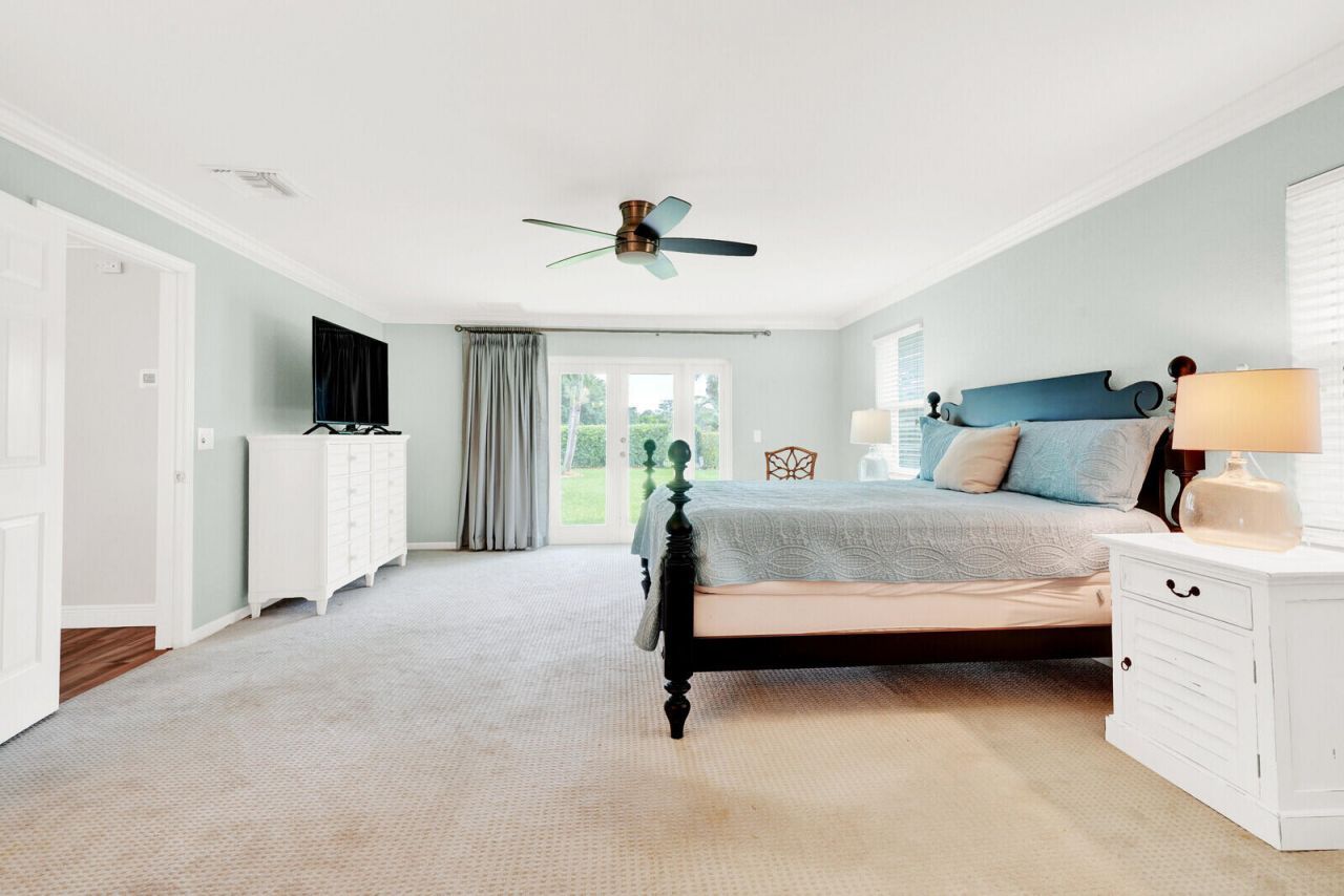 341 Glenbrook Drive, Atlantis, FL 33462 Photo