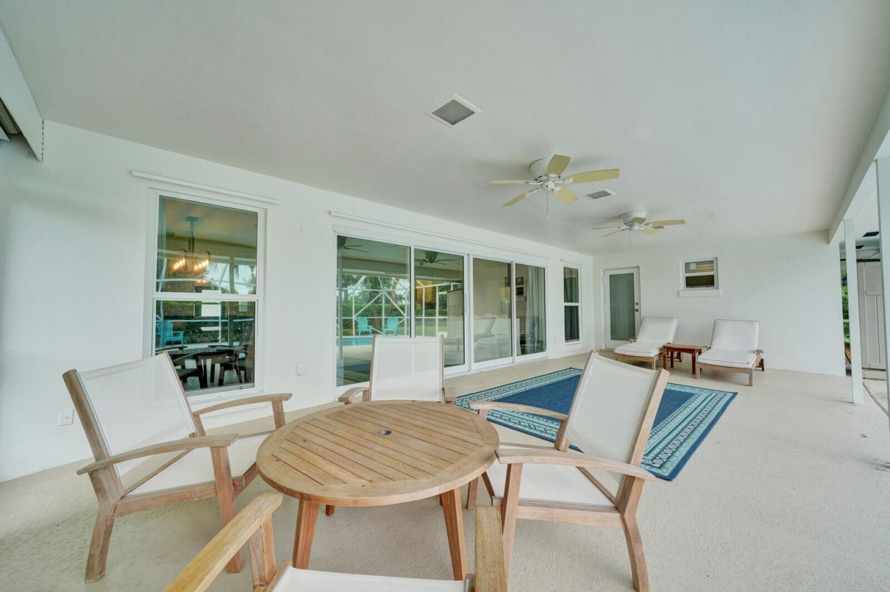 341 Glenbrook Drive, Atlantis, FL 33462 Photo