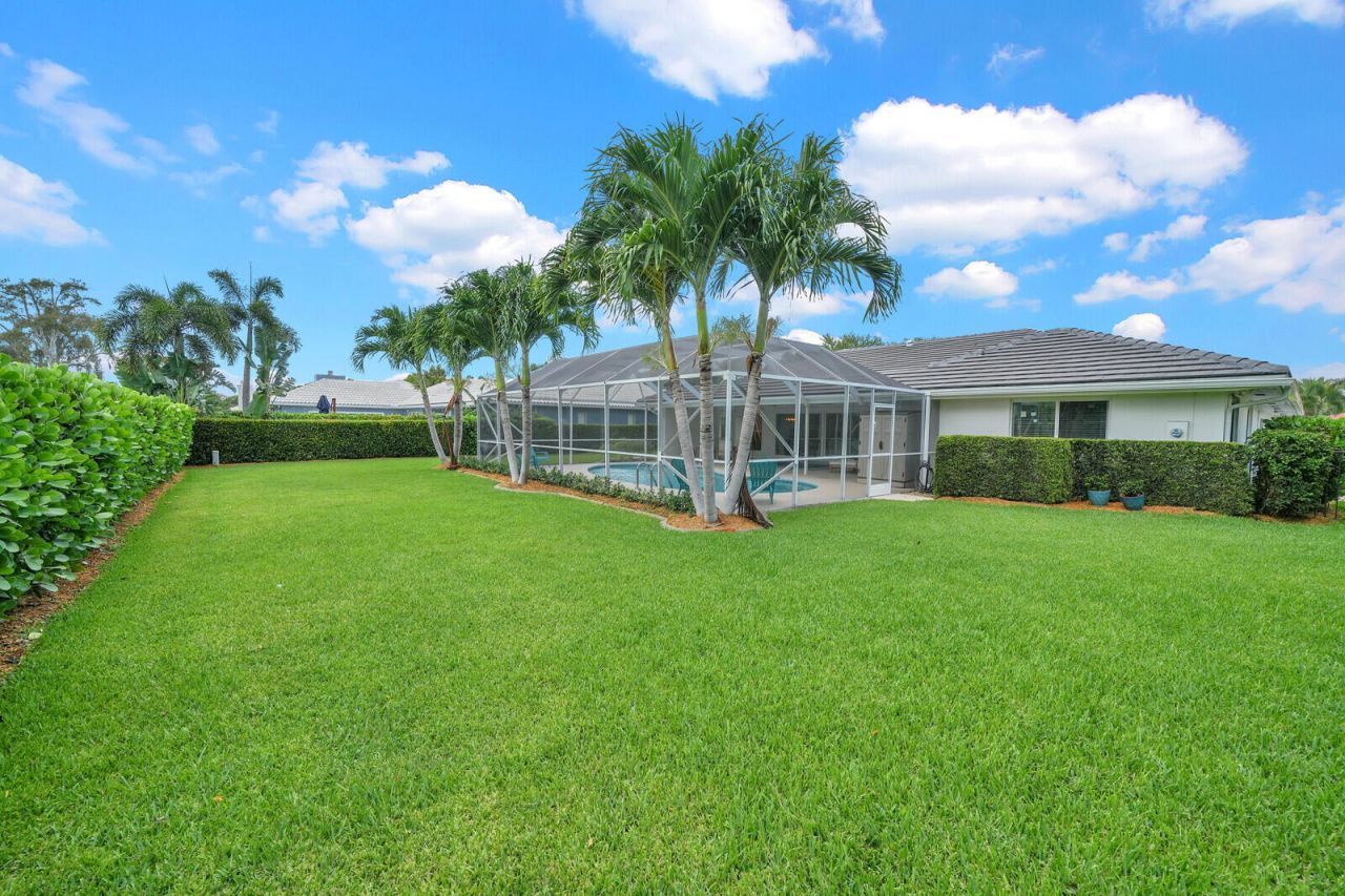 341 Glenbrook Drive, Atlantis, FL 33462 Photo