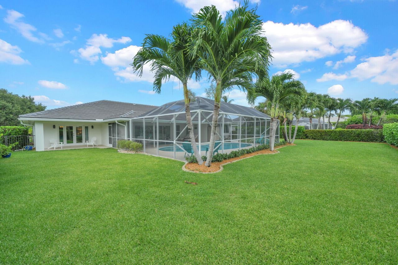 341 Glenbrook Drive, Atlantis, FL 33462 Photo