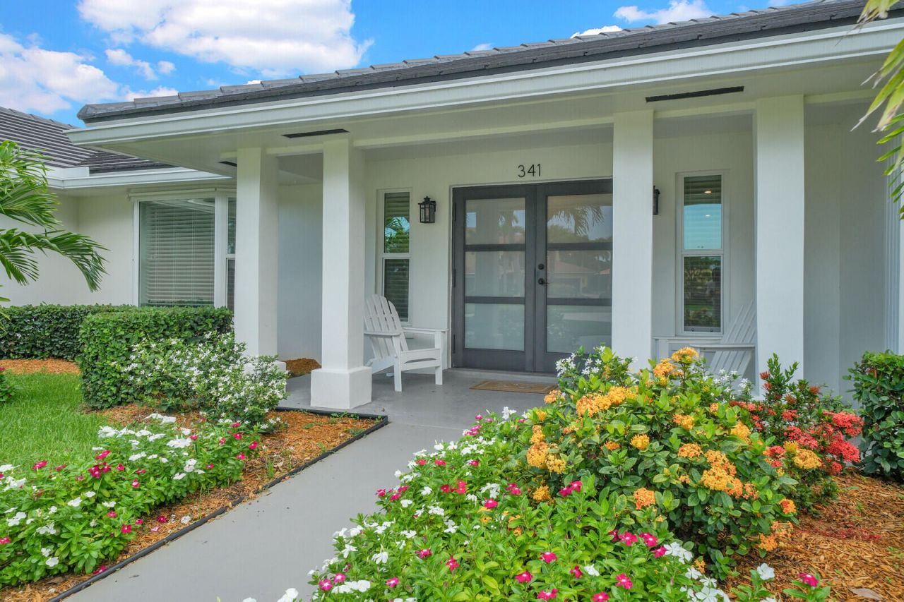 341 Glenbrook Drive, Atlantis, FL 33462 Photo