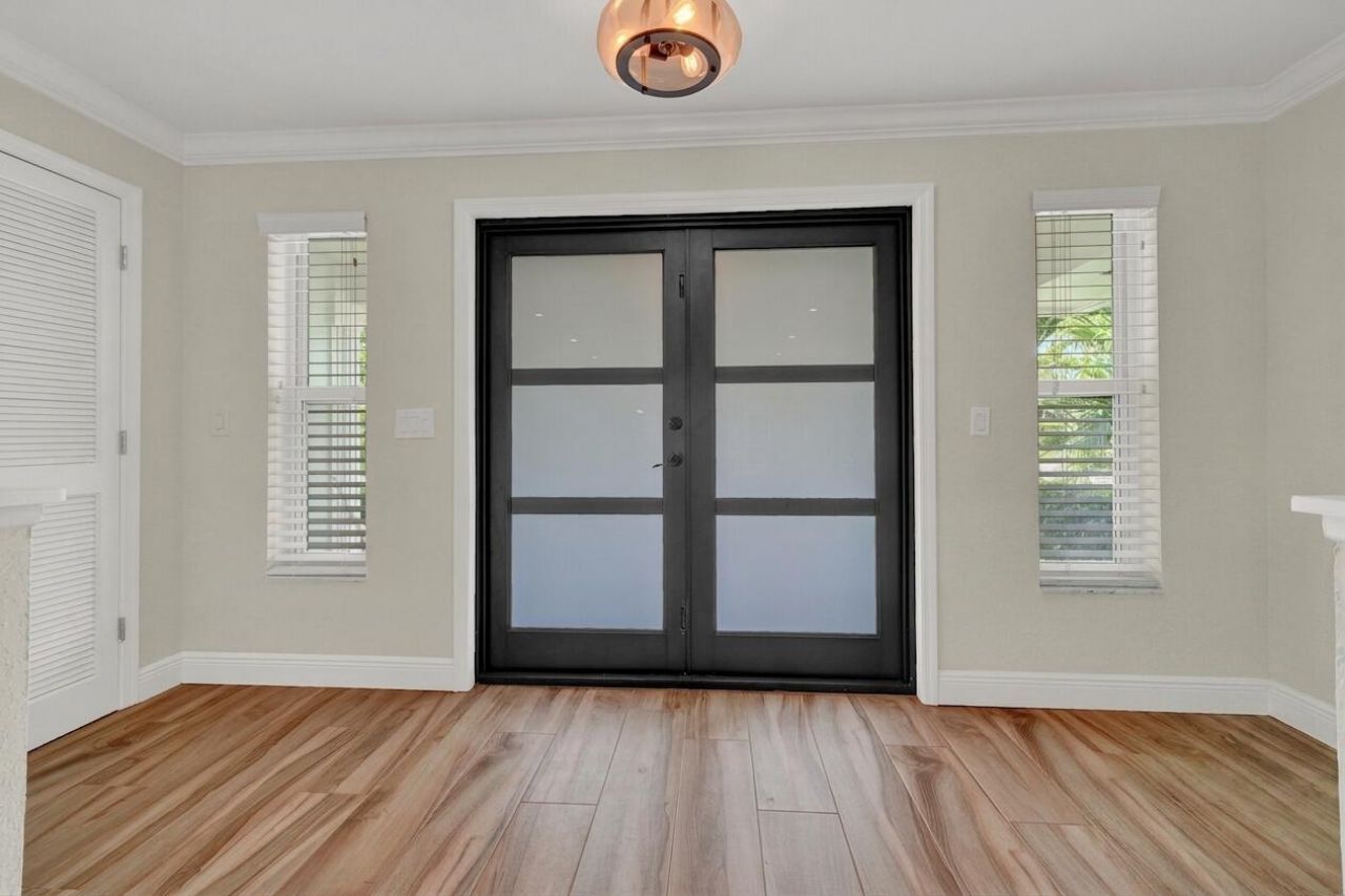 341 Glenbrook Drive, Atlantis, FL 33462 Photo
