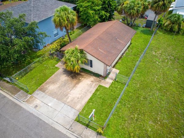1525 W 17th Street, Riviera Beach, FL 33404