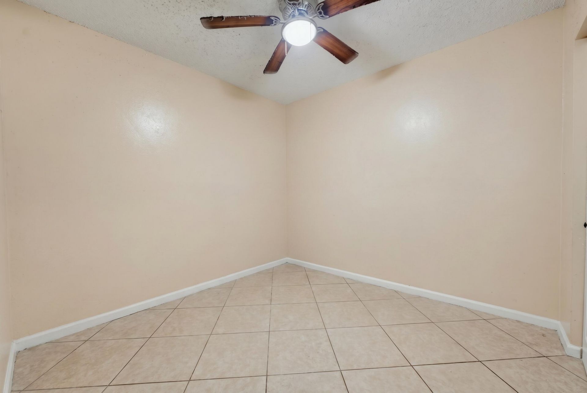 1525 W 17th Street, Riviera Beach, FL 33404 Photo