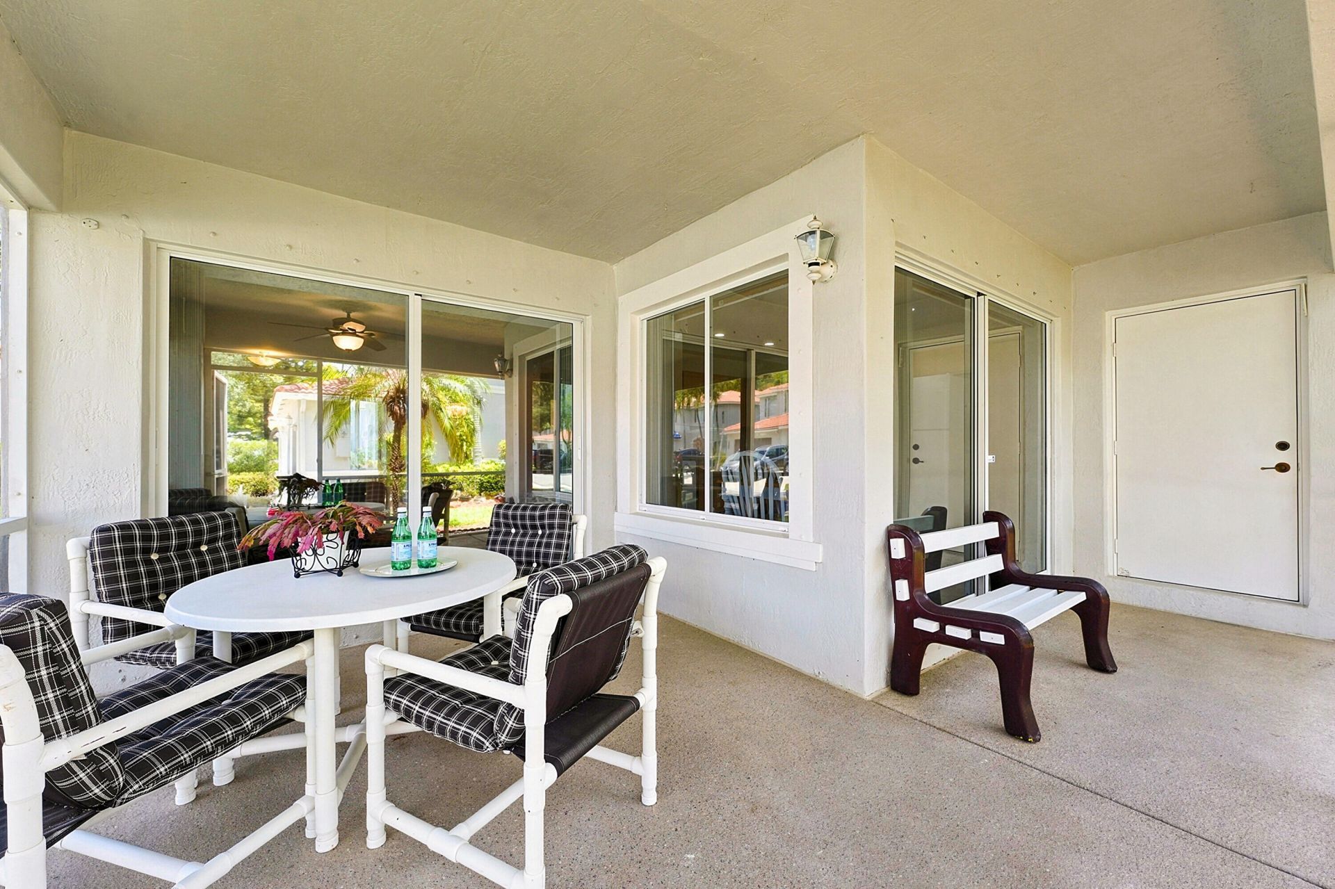 5511 Crossing Rocks Court, Riviera Beach, FL 33407 Photo