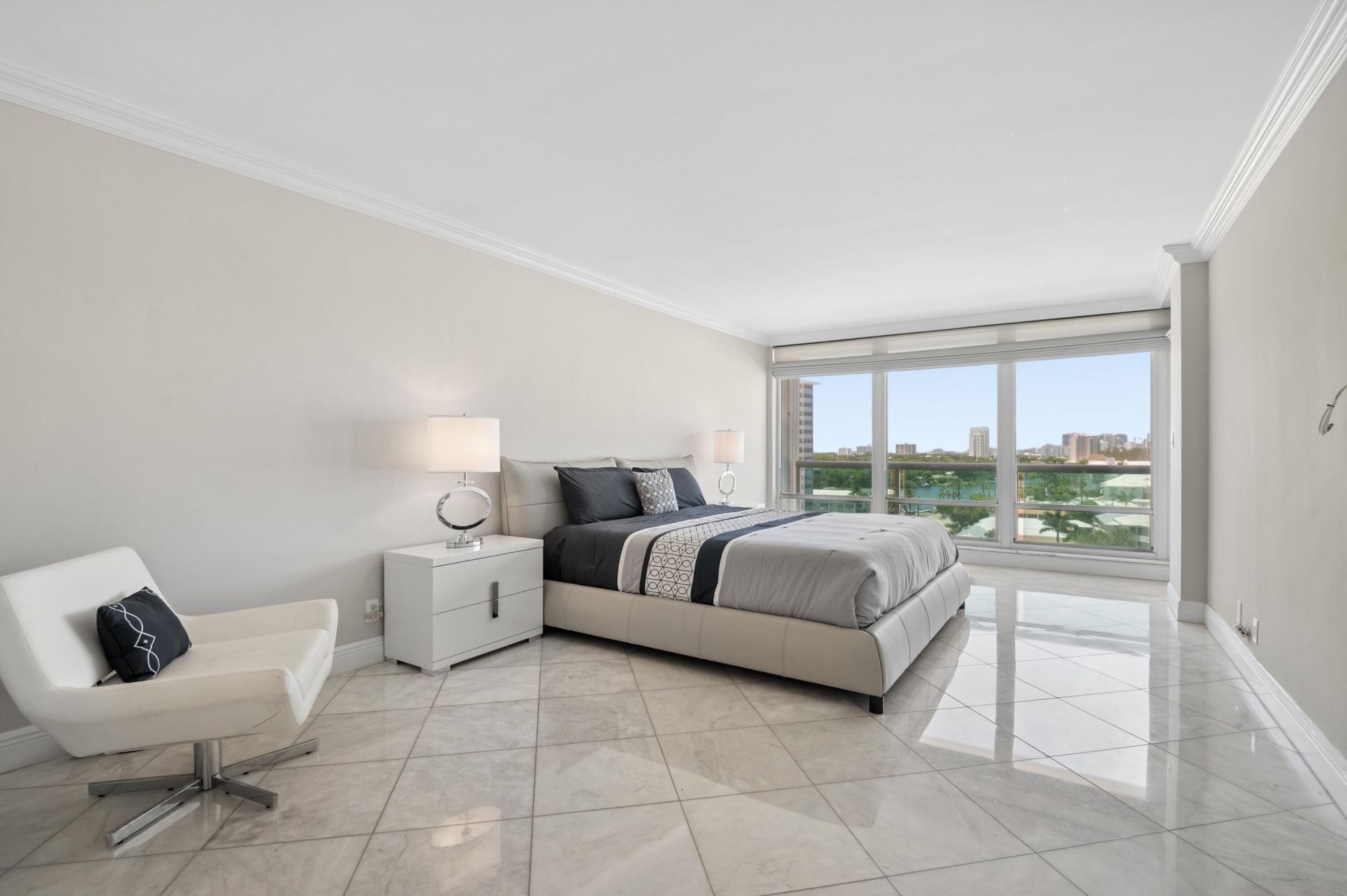 2100 S Ocean Lane, Unit 703, Fort Lauderdale, FL 33316 Photo