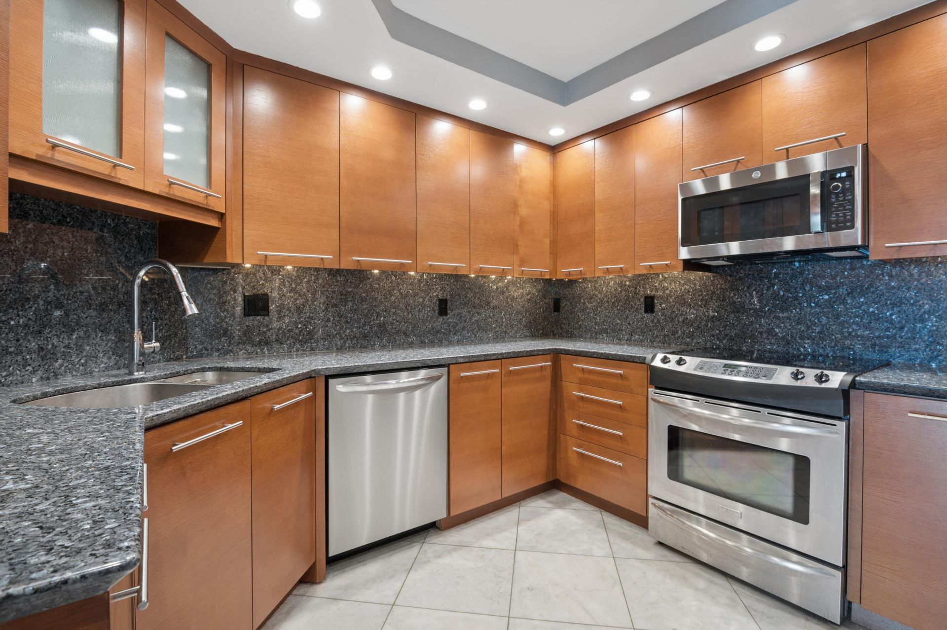 2100 S Ocean Lane, Unit 703, Fort Lauderdale, FL 33316 Photo