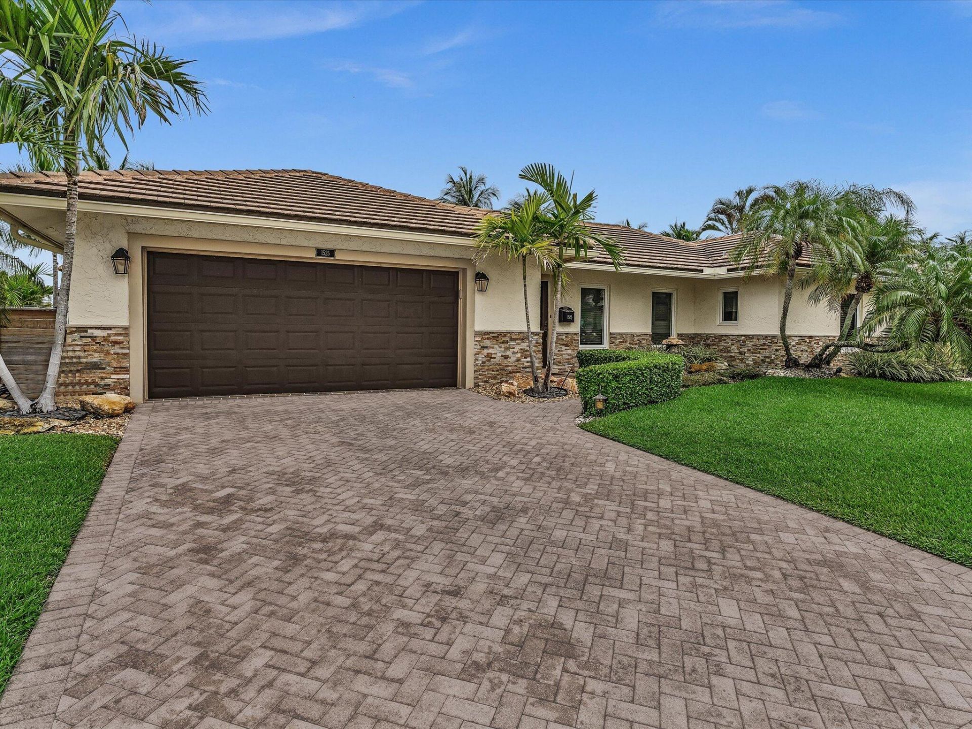 1525 SE 12th Street, Deerfield Beach, FL 33441 Photo