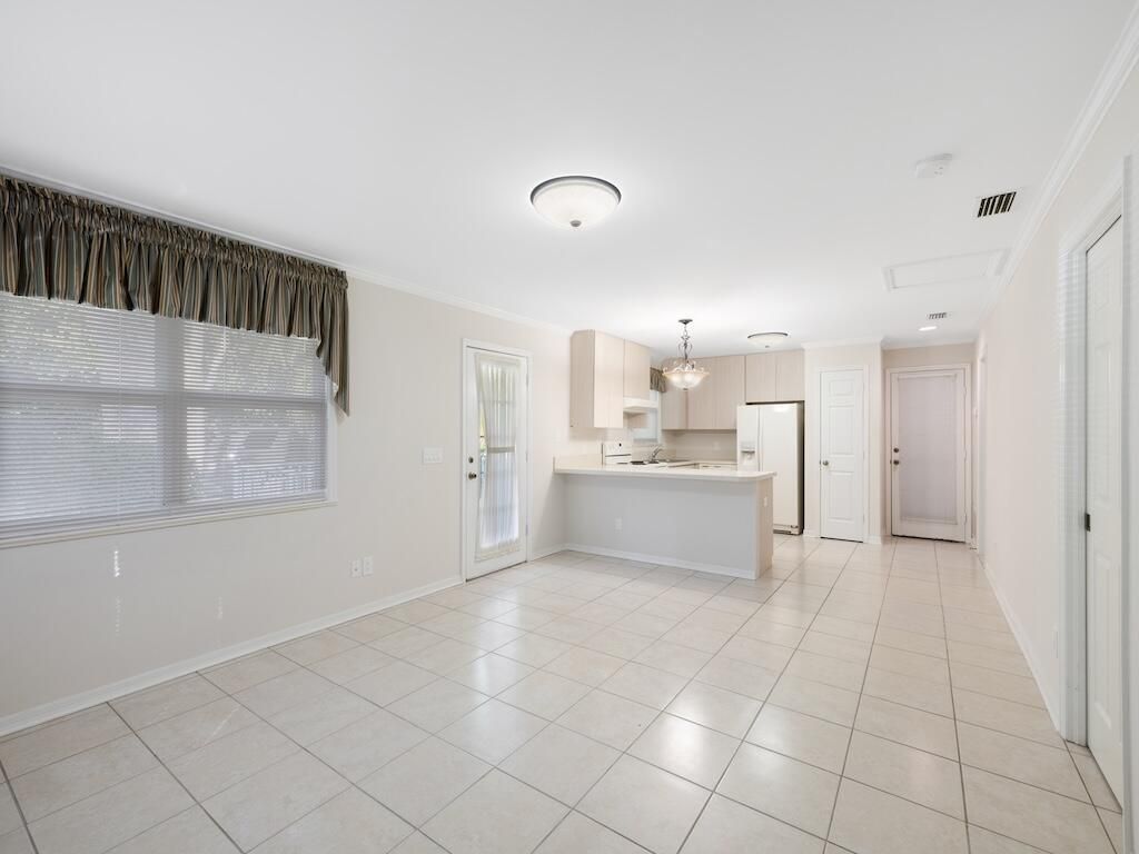 4790 16th Street, Vero Beach, FL 32966 Photo