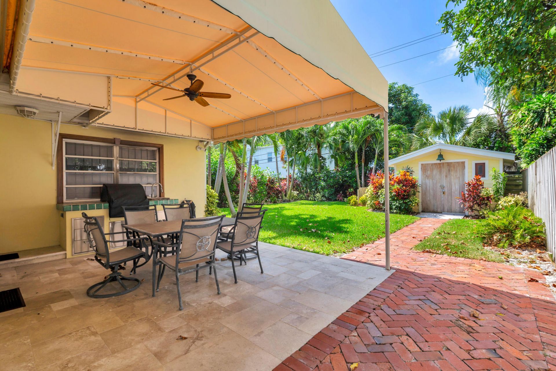 326 Marlborough Place, West Palm Beach, FL 33405 Photo