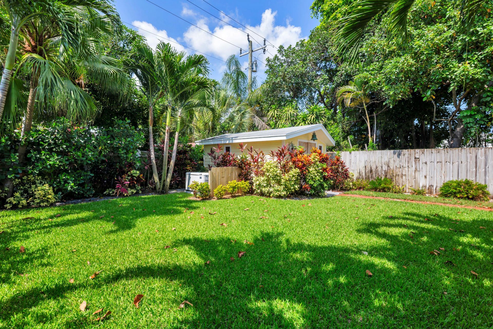 326 Marlborough Place, West Palm Beach, FL 33405 Photo
