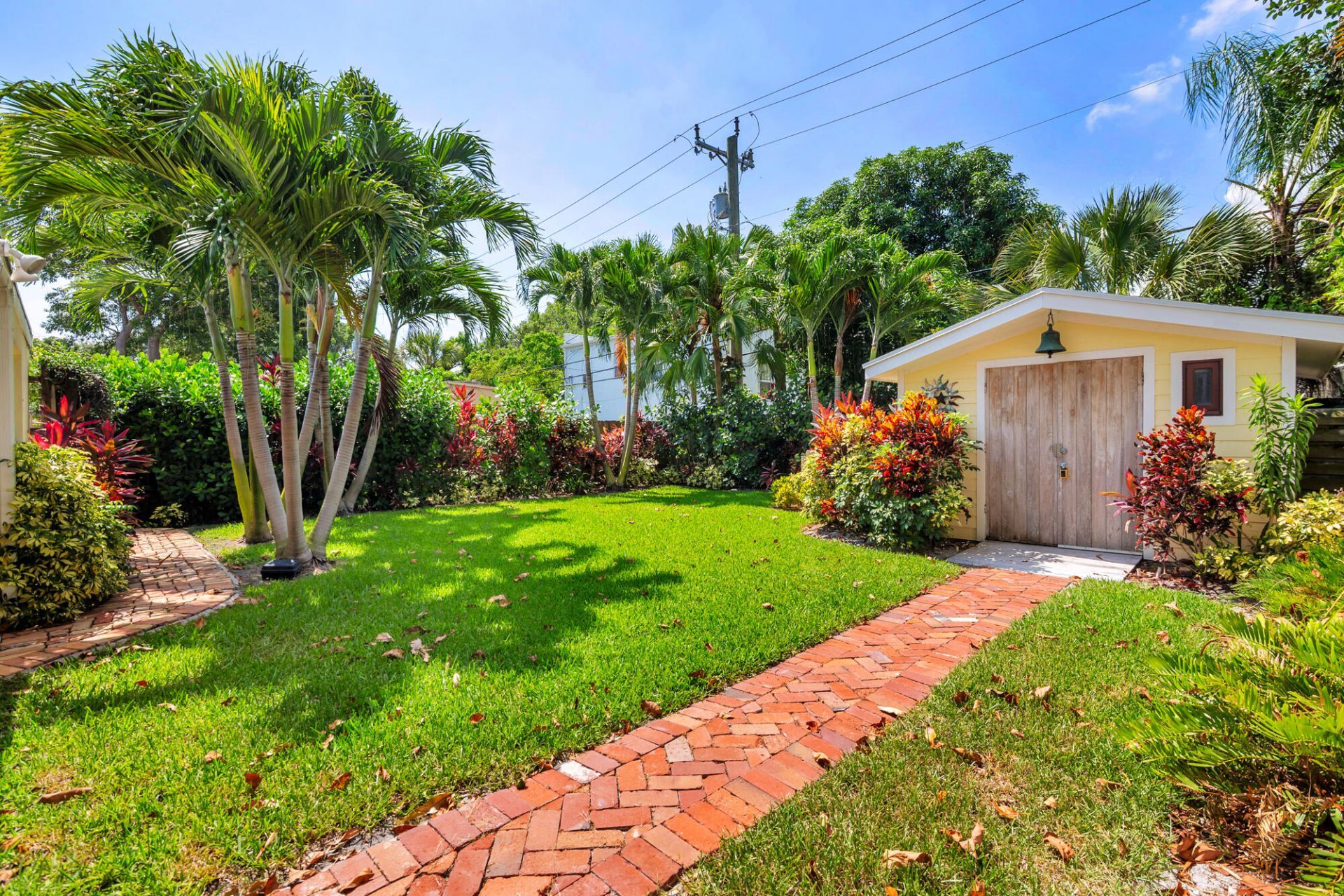 326 Marlborough Place, West Palm Beach, FL 33405 Photo