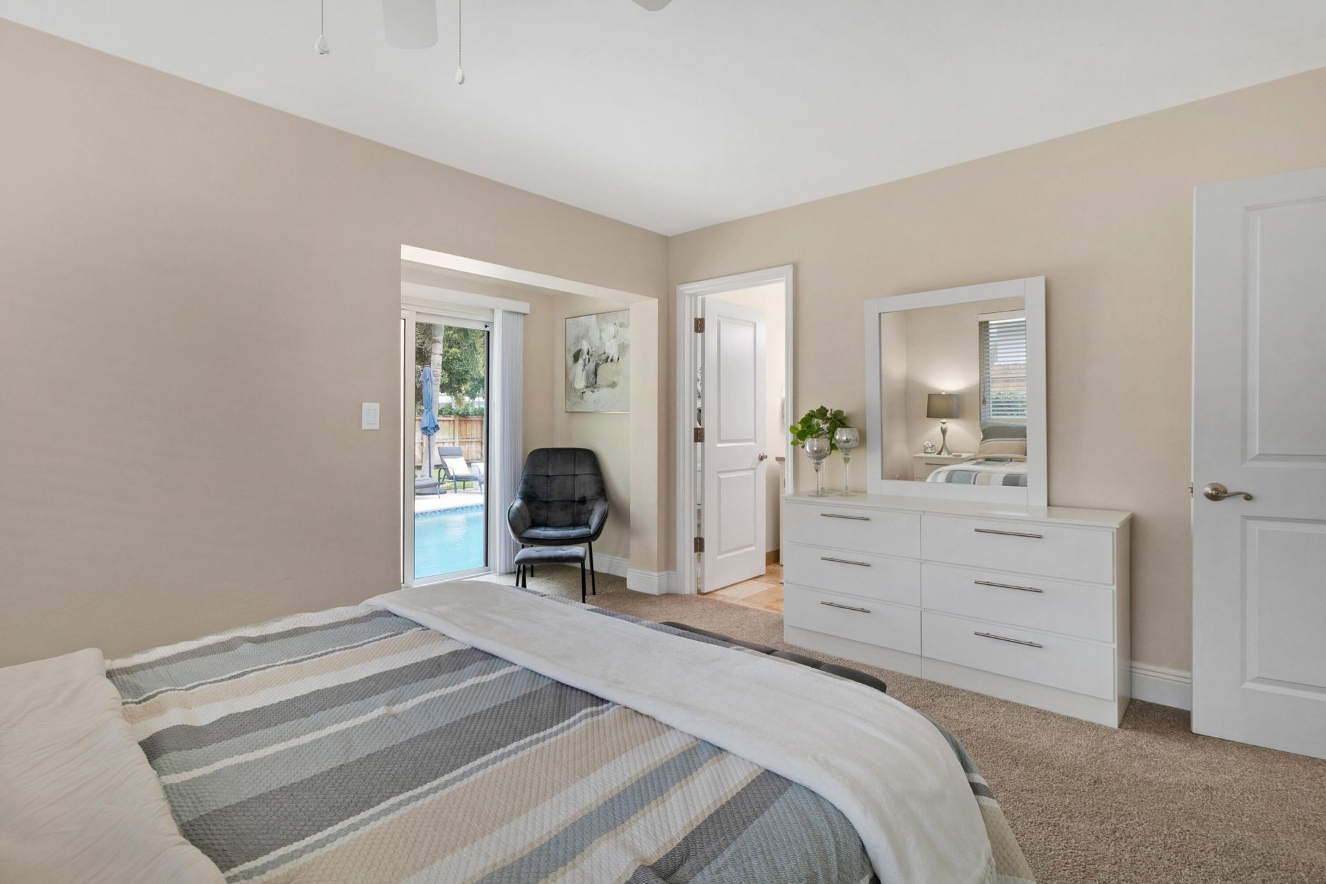 2070 NE 63rd Street, Fort Lauderdale, FL 33308 Photo