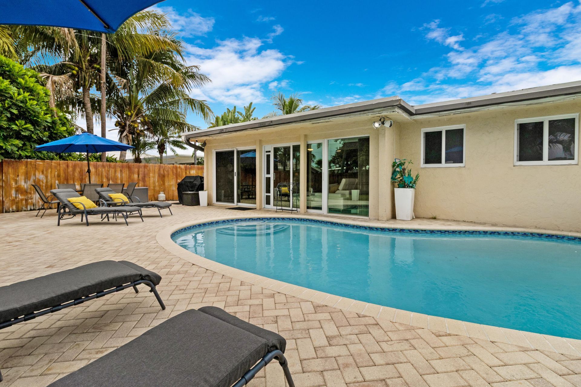 2070 NE 63rd Street, Fort Lauderdale, FL 33308 Photo