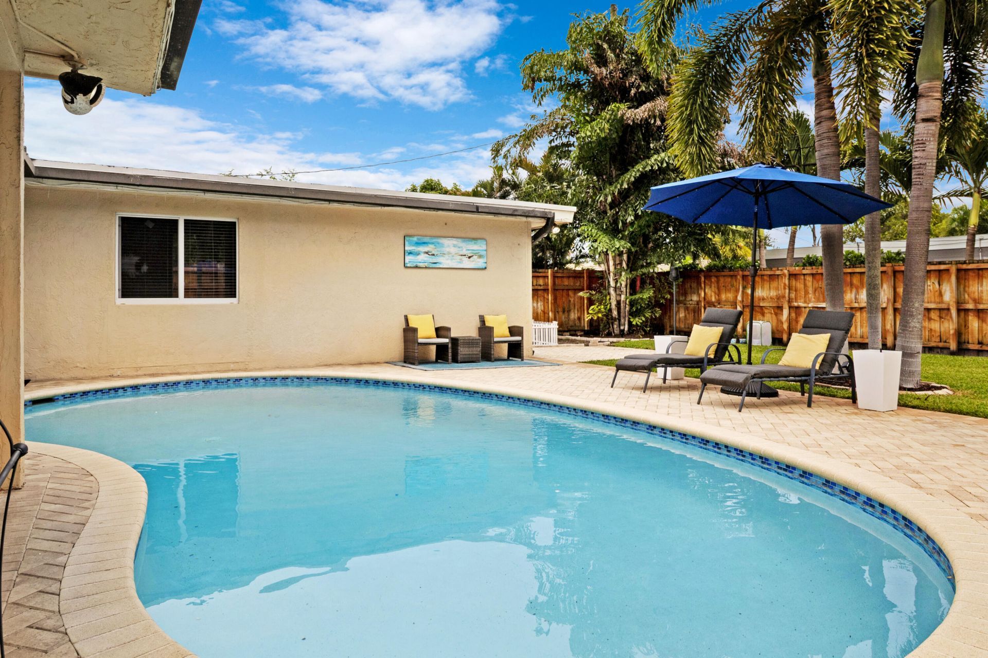 2070 NE 63rd Street, Fort Lauderdale, FL 33308 Photo