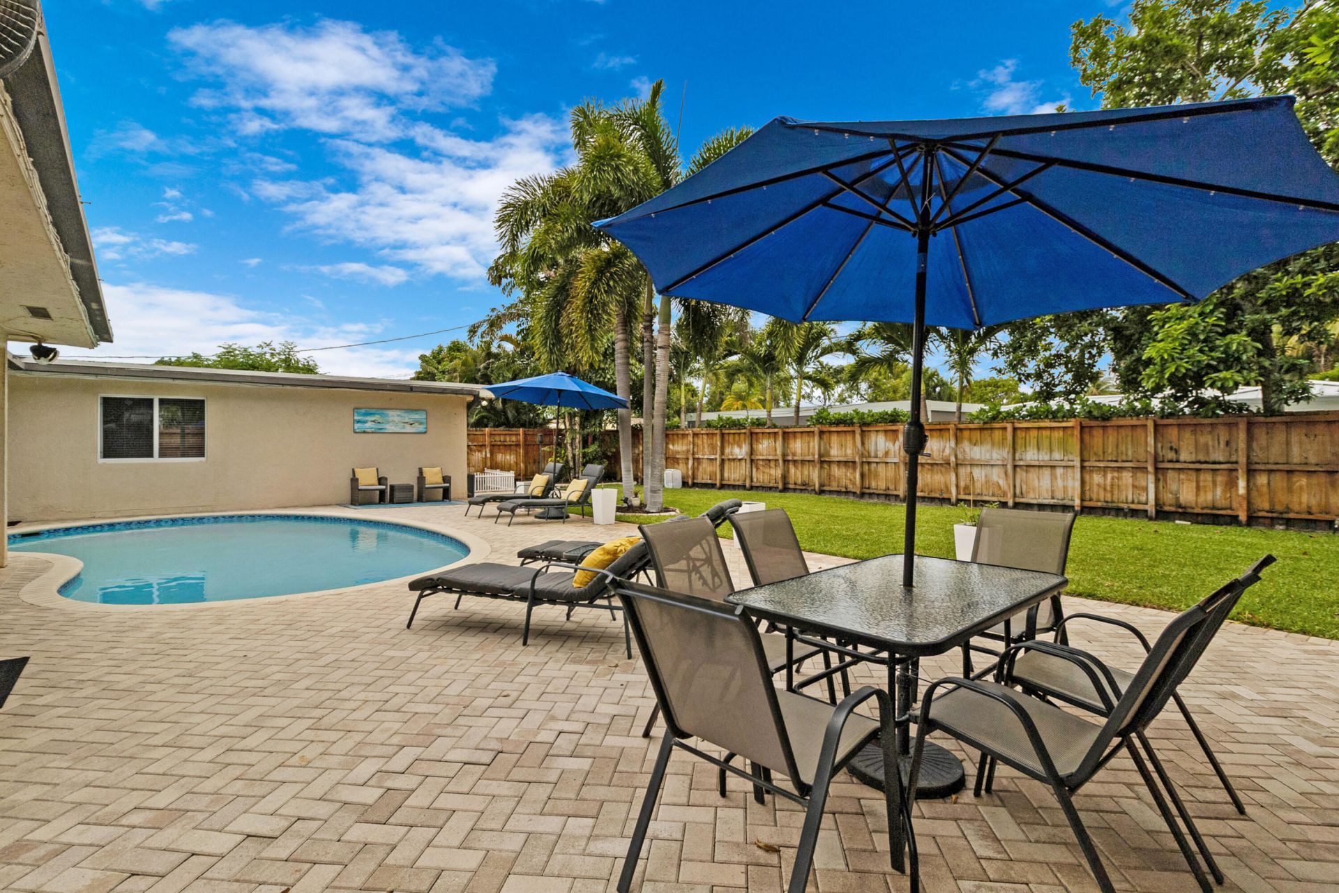 2070 NE 63rd Street, Fort Lauderdale, FL 33308 Photo