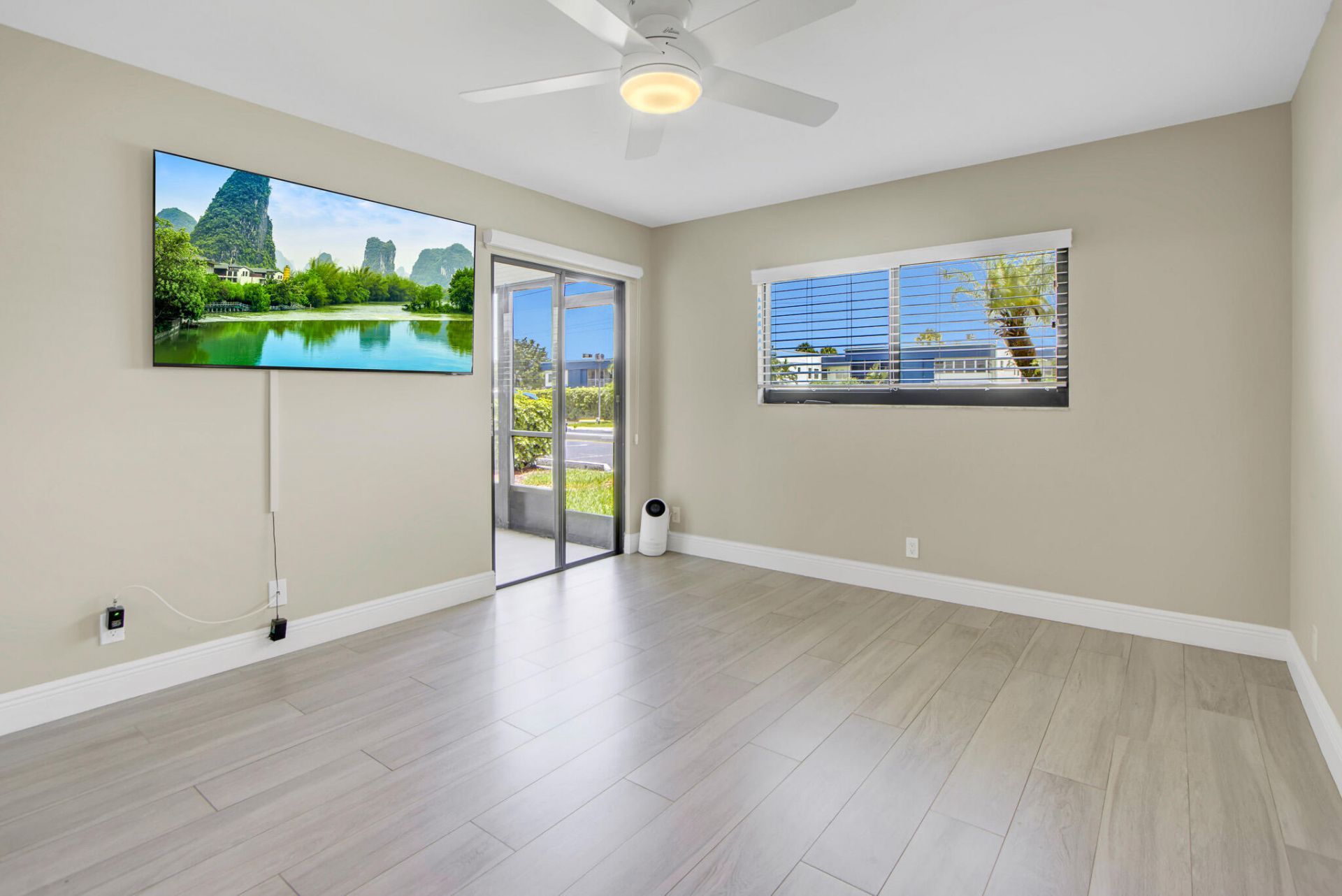 15451 Pembridge Drive, Unit 206, Delray Beach, FL 33484 Photo
