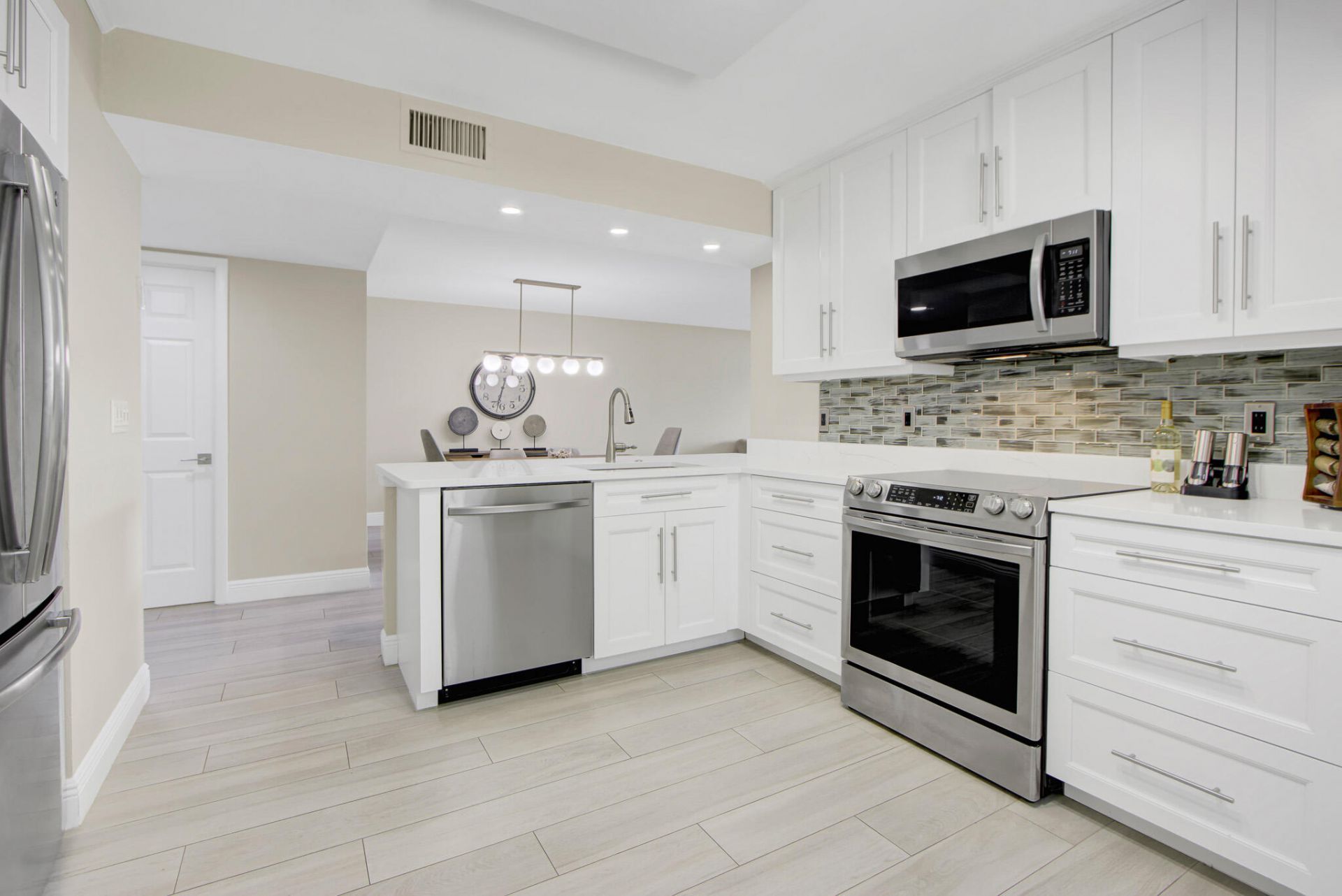 15451 Pembridge Drive, Unit 206, Delray Beach, FL 33484 Photo