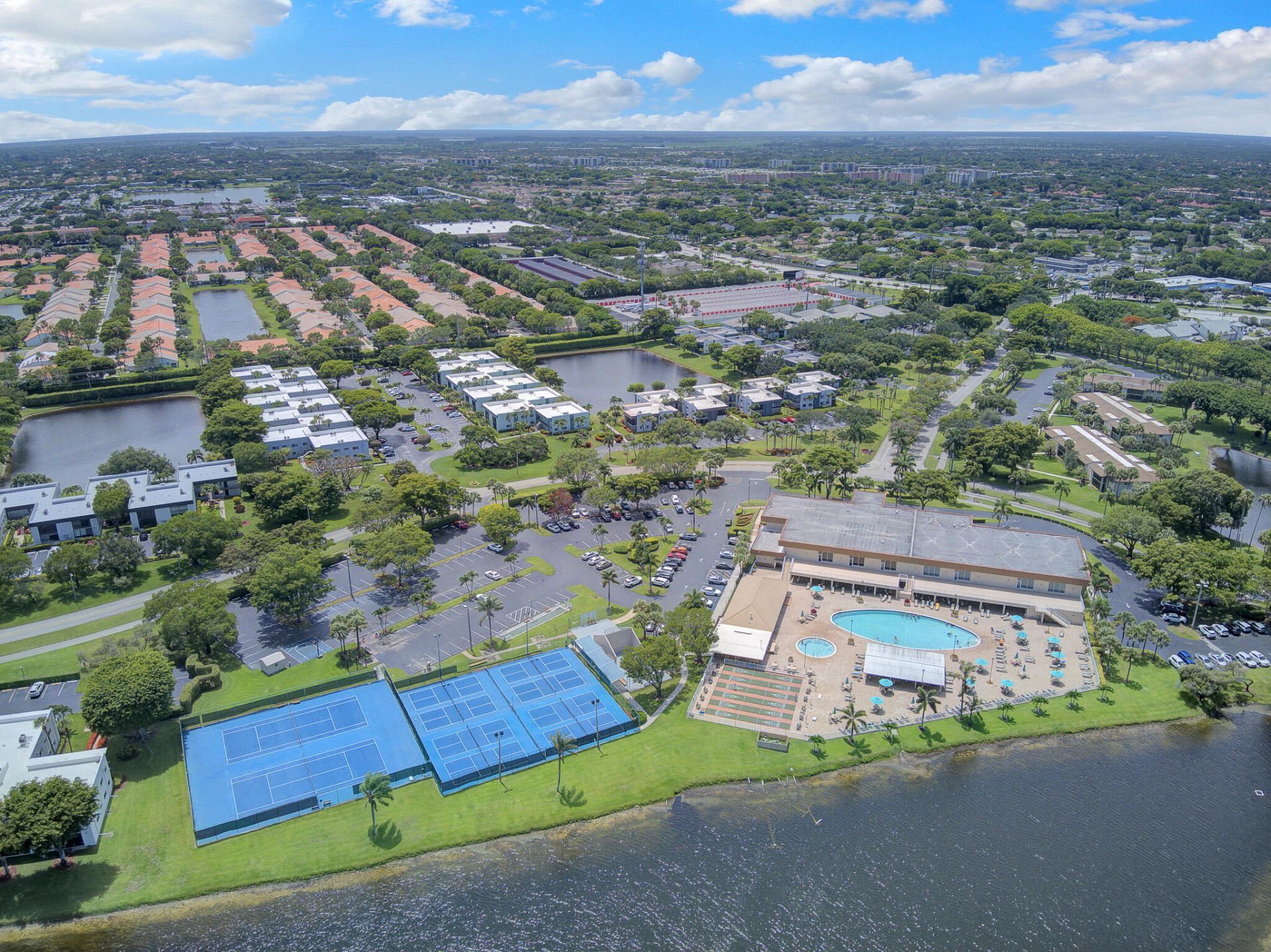 15451 Pembridge Drive, Unit 206, Delray Beach, FL 33484 Photo