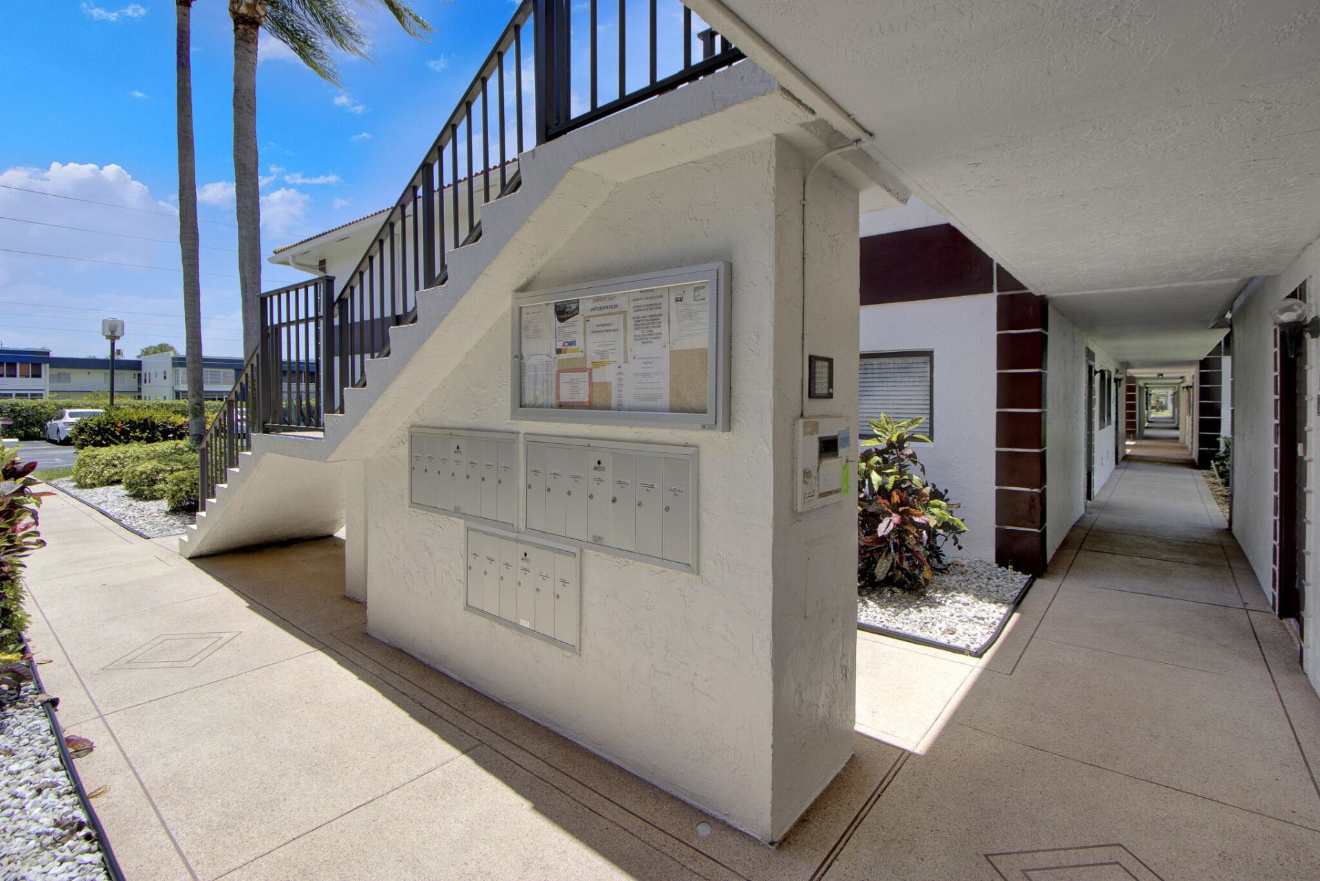 15451 Pembridge Drive, Unit 206, Delray Beach, FL 33484 Photo