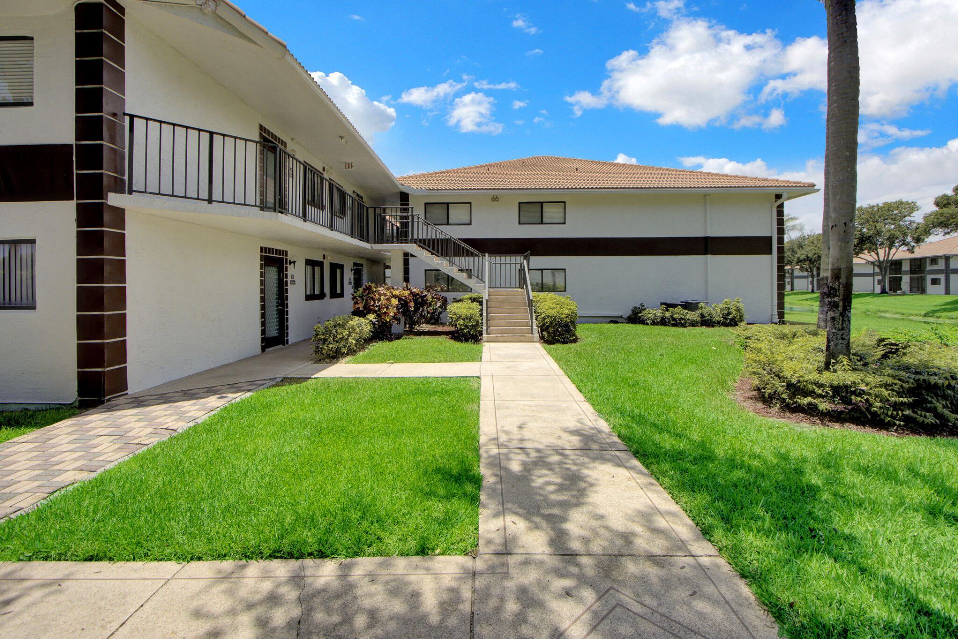 15451 Pembridge Drive, Unit 206, Delray Beach, FL 33484 Photo