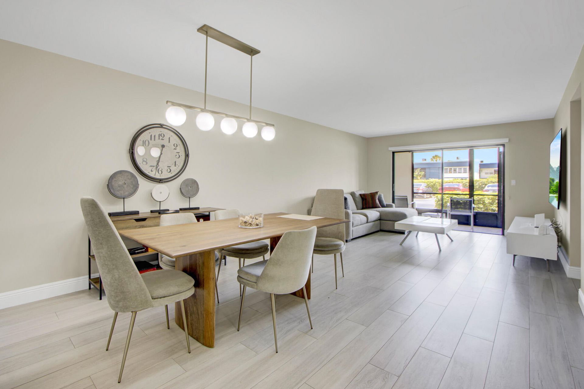 15451 Pembridge Drive, Unit 206, Delray Beach, FL 33484 Photo