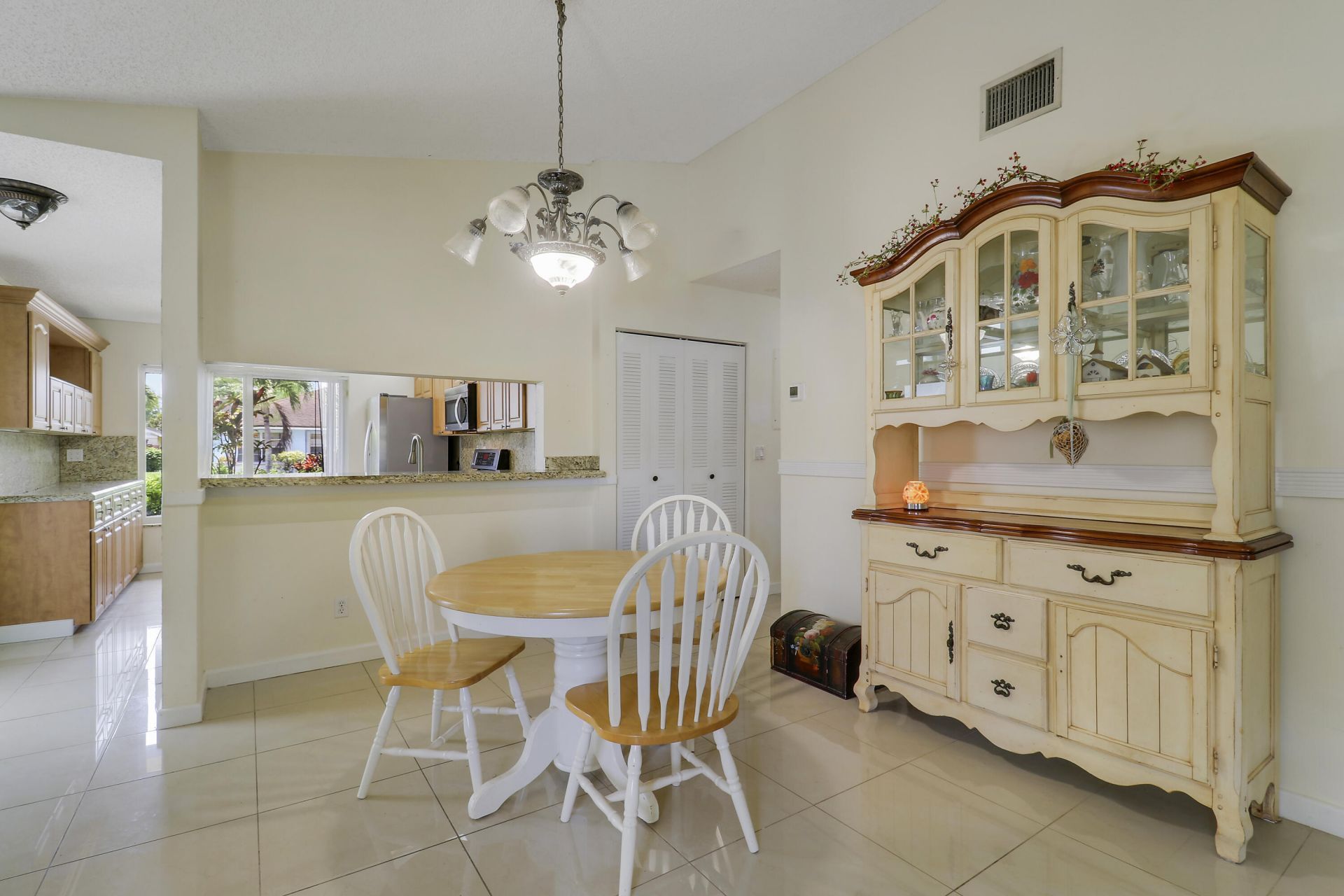 5373 Gene Circle, West Palm Beach, FL 33415 Photo