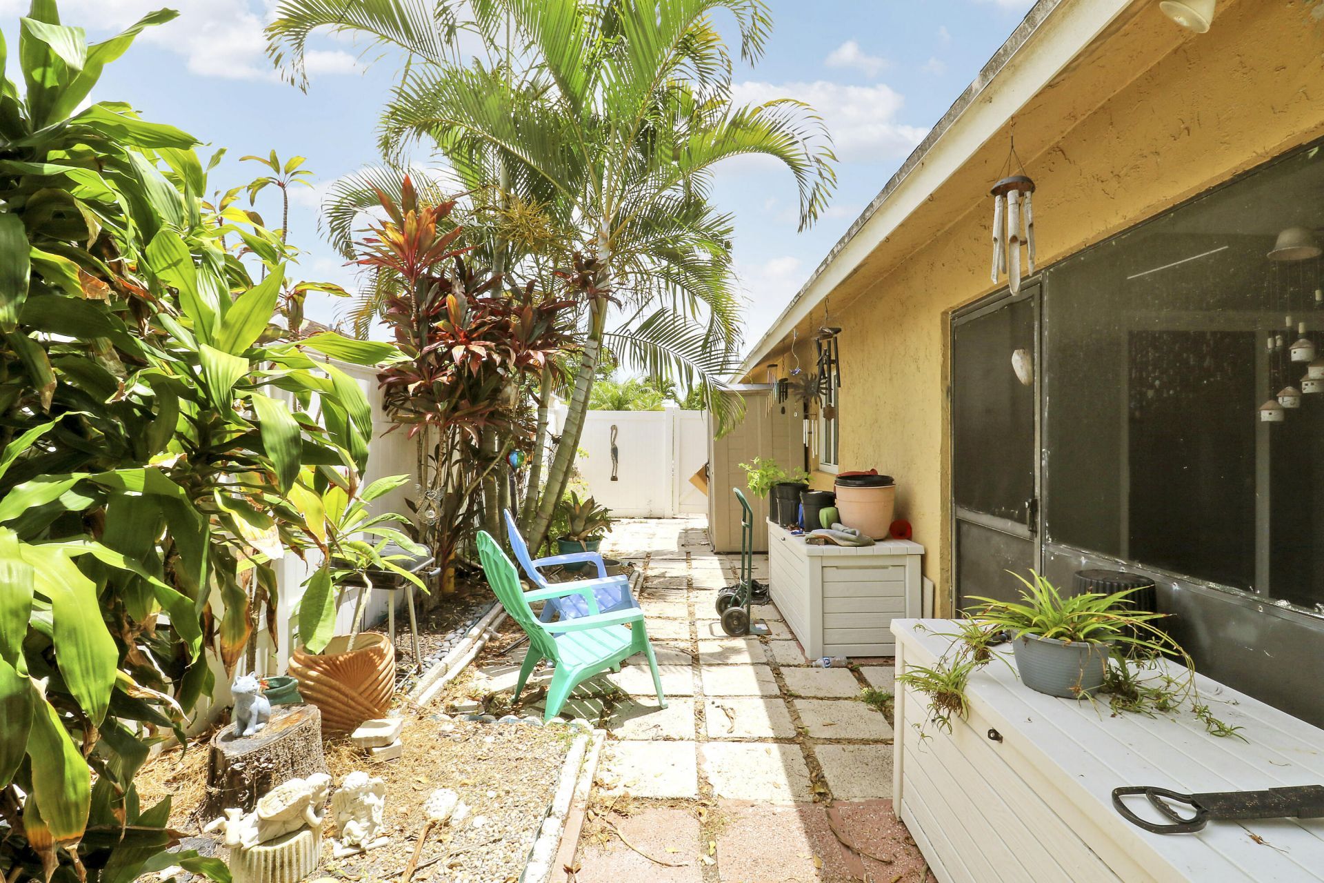 5373 Gene Circle, West Palm Beach, FL 33415 Photo