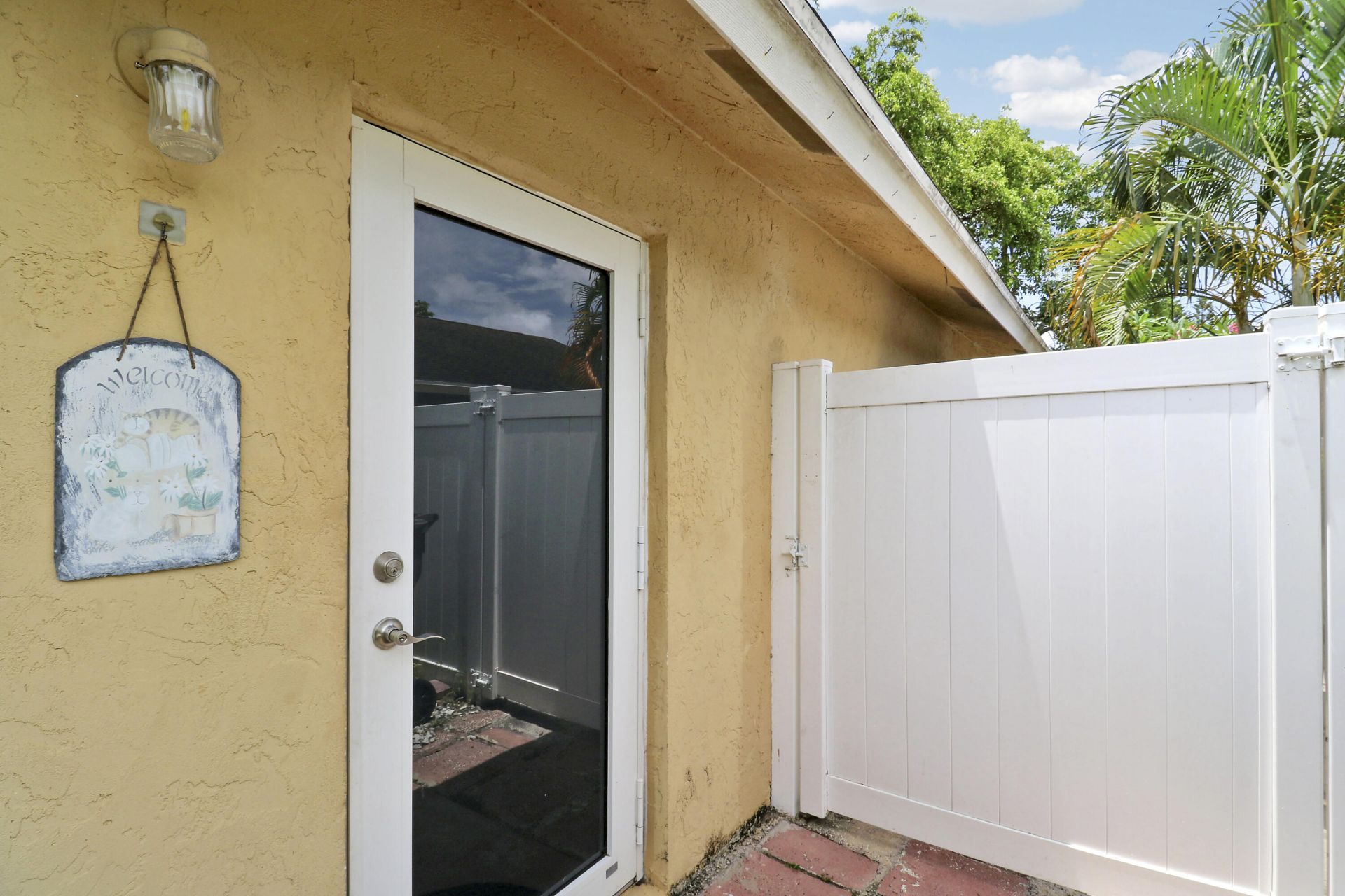 5373 Gene Circle, West Palm Beach, FL 33415 Photo
