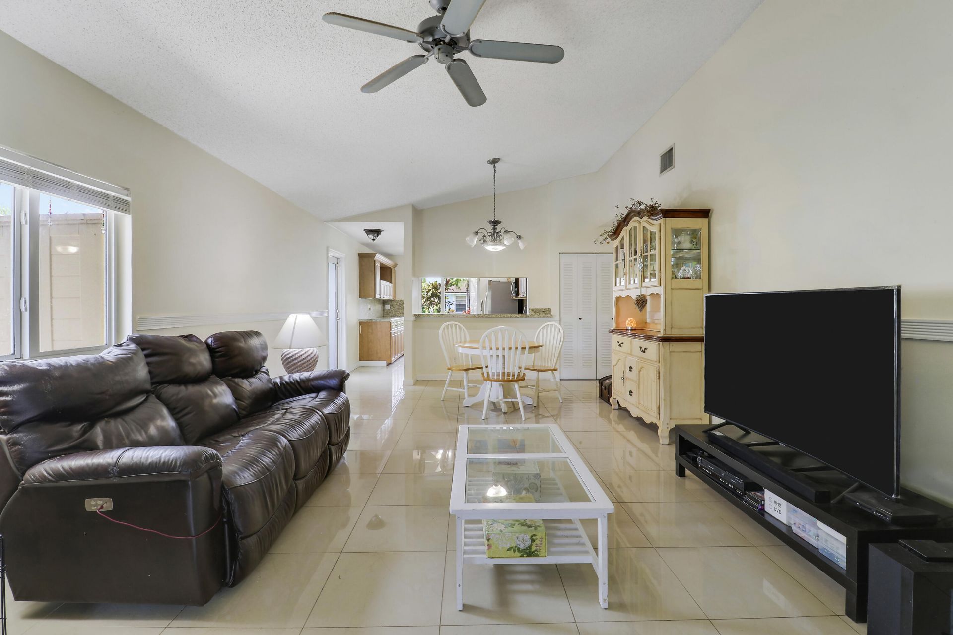 5373 Gene Circle, West Palm Beach, FL 33415 Photo