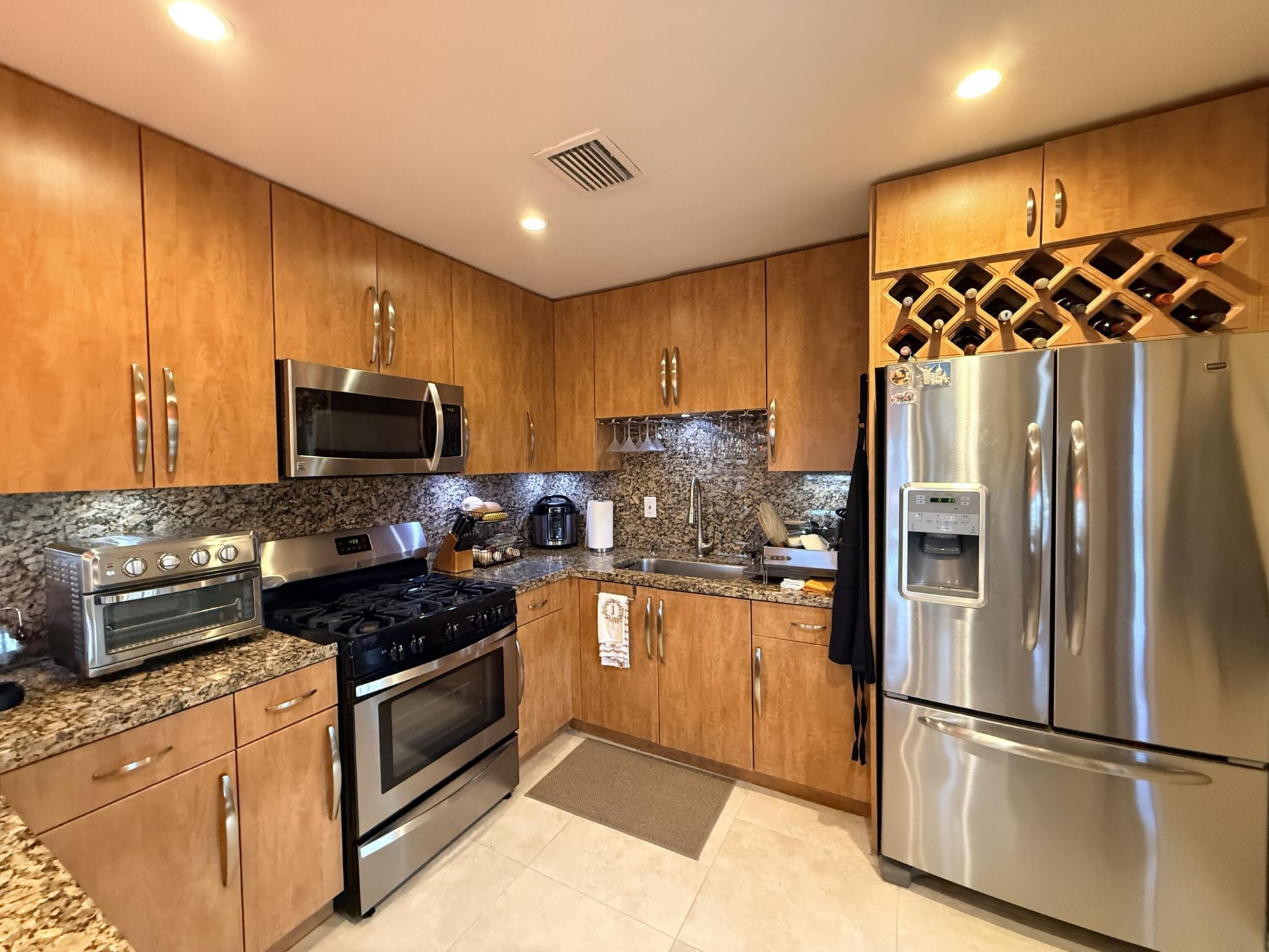 5170 Palm Avenue, Hialeah, FL 33012 Photo