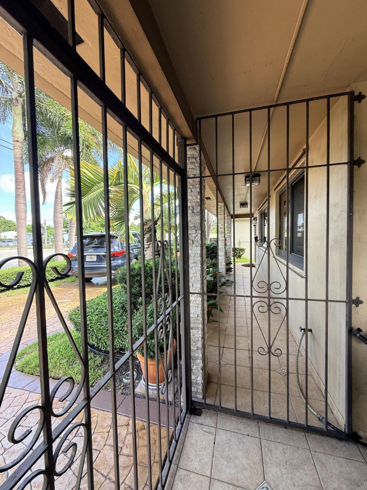 5170 Palm Avenue, Hialeah, FL 33012 Photo