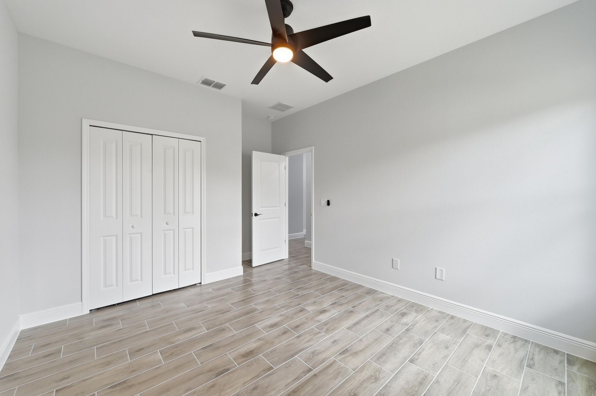 7825 96th Avenue, Vero Beach, FL 32967 Photo