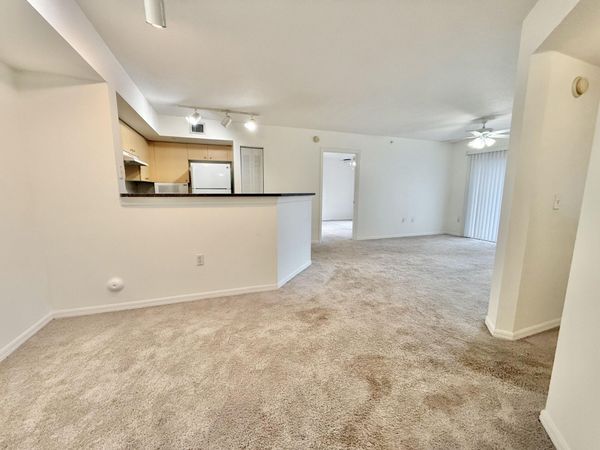 4200 San Marino Boulevard, Unit 107, West Palm Beach, FL 33409
