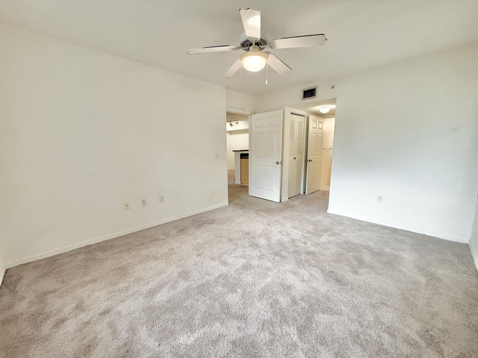 4200 San Marino Boulevard, Unit 107, West Palm Beach, FL 33409 Photo