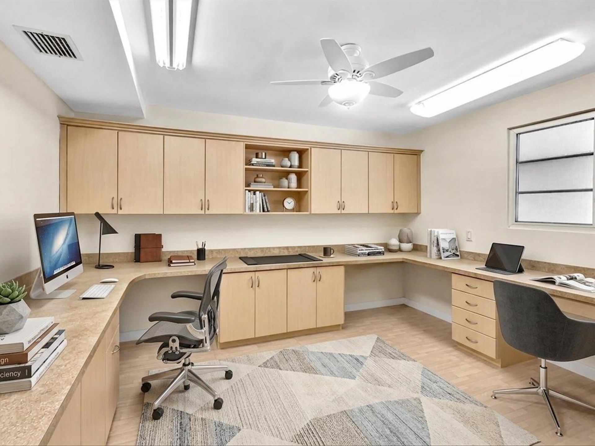 19321 NE 18th Place, Miami, FL 33179 Photo