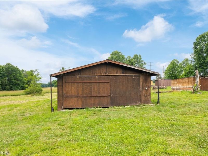 4817 Mcclintocksburg Road, Newton Falls, OH 44444 Photo 5