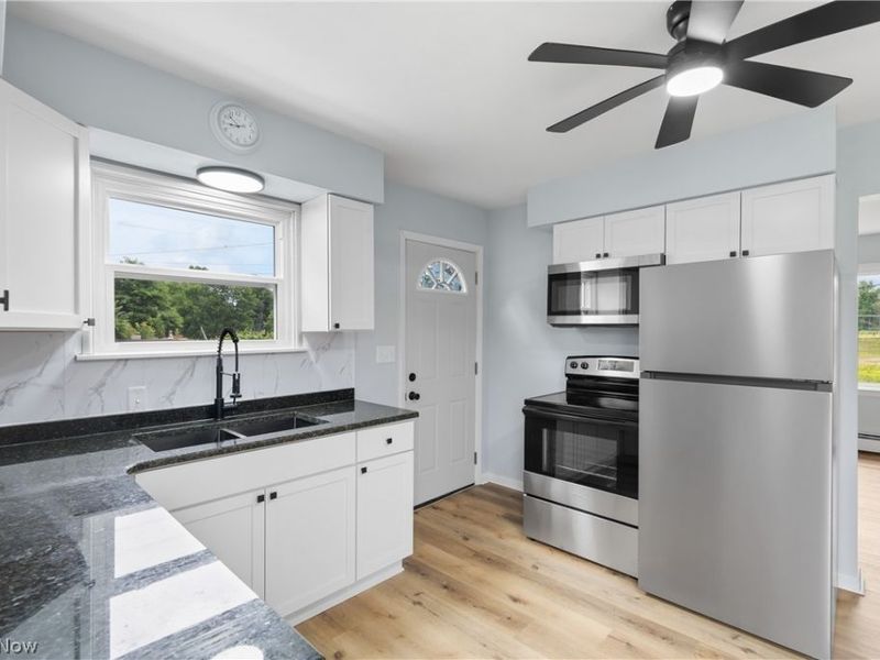 4817 Mcclintocksburg Road, Newton Falls, OH 44444 Photo 8