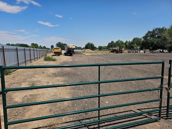 2718 S Mt Zion Way, Pueblo, CO 81005
