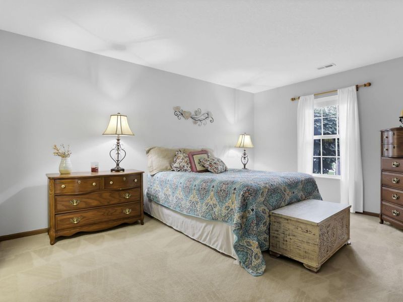 1330 Hillview Circle E, Newark, OH 43055 Photo 24