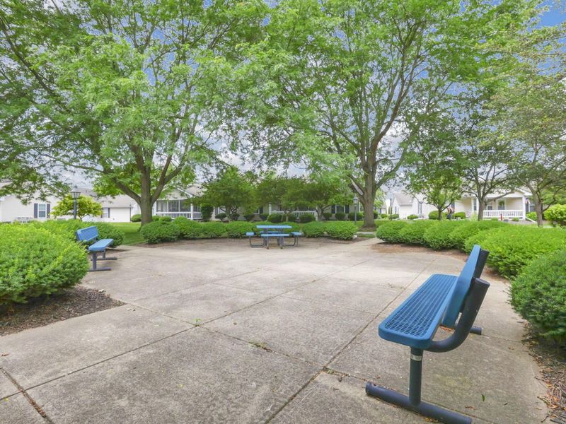 1330 Hillview Circle E, Newark, OH 43055 Photo 33