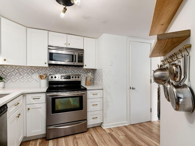 743 Worthington Forest Place , Columbus, OH 43229 Photo 16