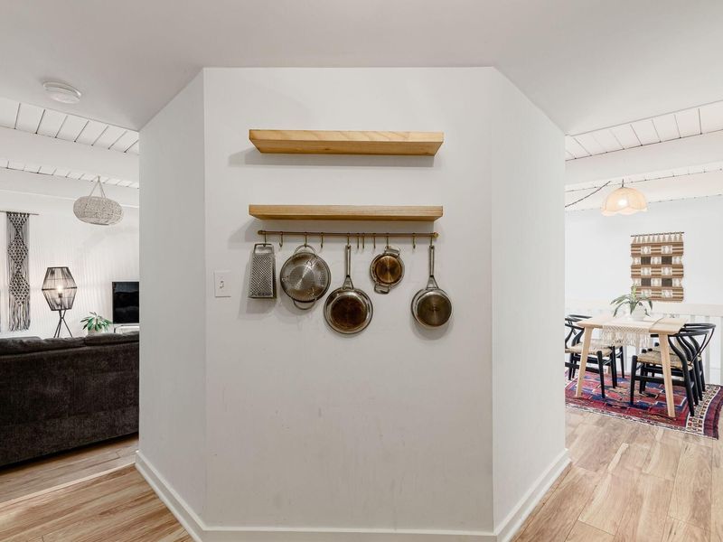 743 Worthington Forest Place , Columbus, OH 43229 Photo 18